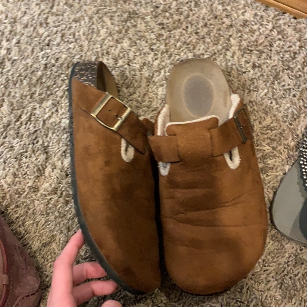 Ladies shoes size 8